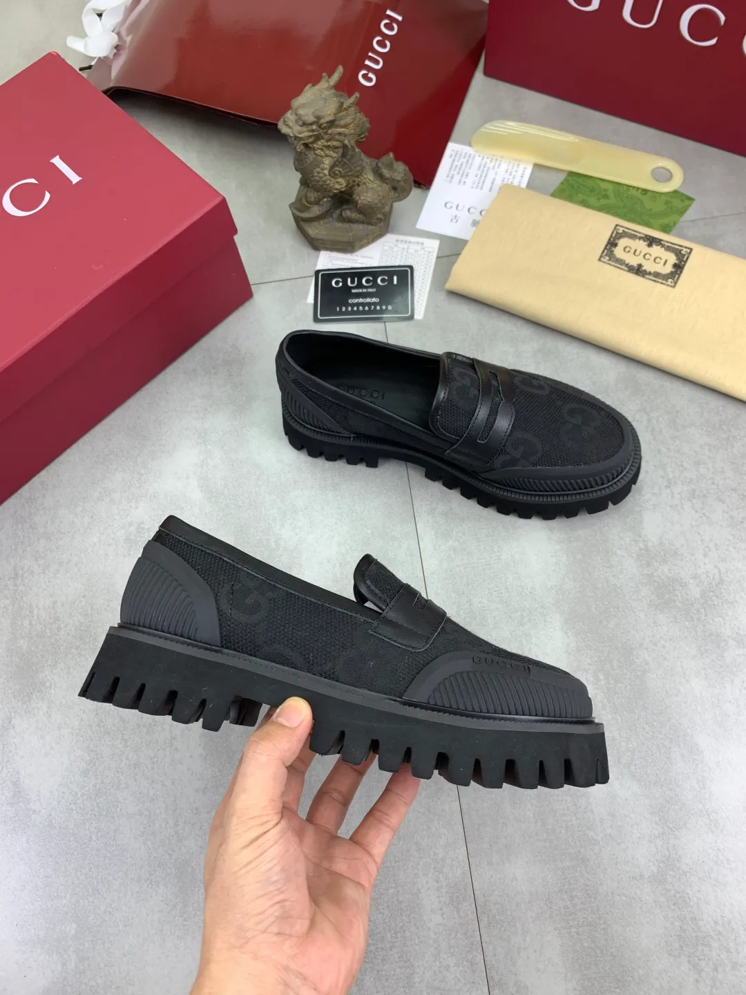 Men's Men's Shoes💰P440💰[New Style] Gucci lazy slip-on couple 🧑‍🤝‍🧑 best selection of leather shoes (Gucci) official website latest Gucci lazy 🎁 leather shoes, hot style 💥 style is simple and elegant, exclusive for trendy men. Unique official website latest brand original double G pressure Floral elements 👑 Original Gucci decoration, fashionable and elegant, original calf leather with double G denim ✅ Fully imported soft sheepskin lining, official website designated wear-resistant, rubber business outsole, classic model taken in person 🎬 Size: 36-46 Various colors available
